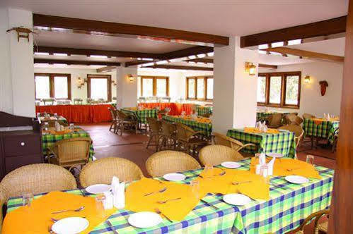 Oak Field Resort Munnar Kültér fotó